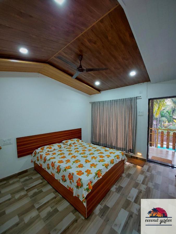 Coconut Garden Beach House Малван Экстерьер фото